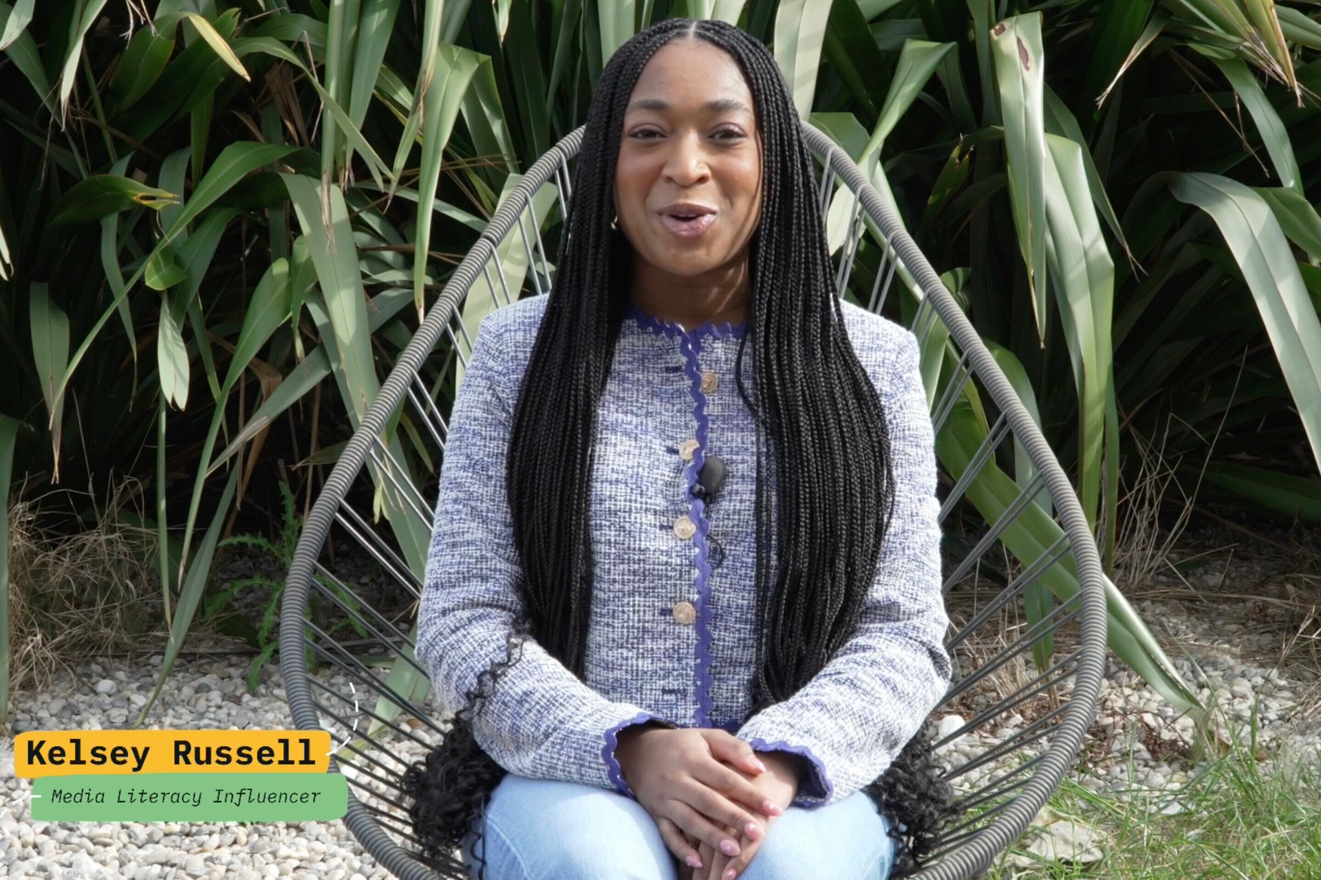 Kelsey Russell — 3 Conseils pour Devenir un Lecteur et un Penseur Plus Critique